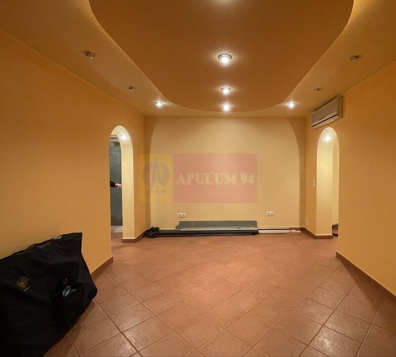 Vanzare apartament 3 camere in zona Ozana